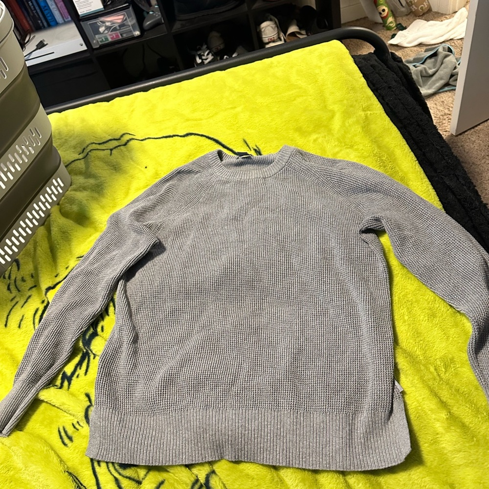 Eddie Bauer Men's Classic Gray Crewneck Sweater